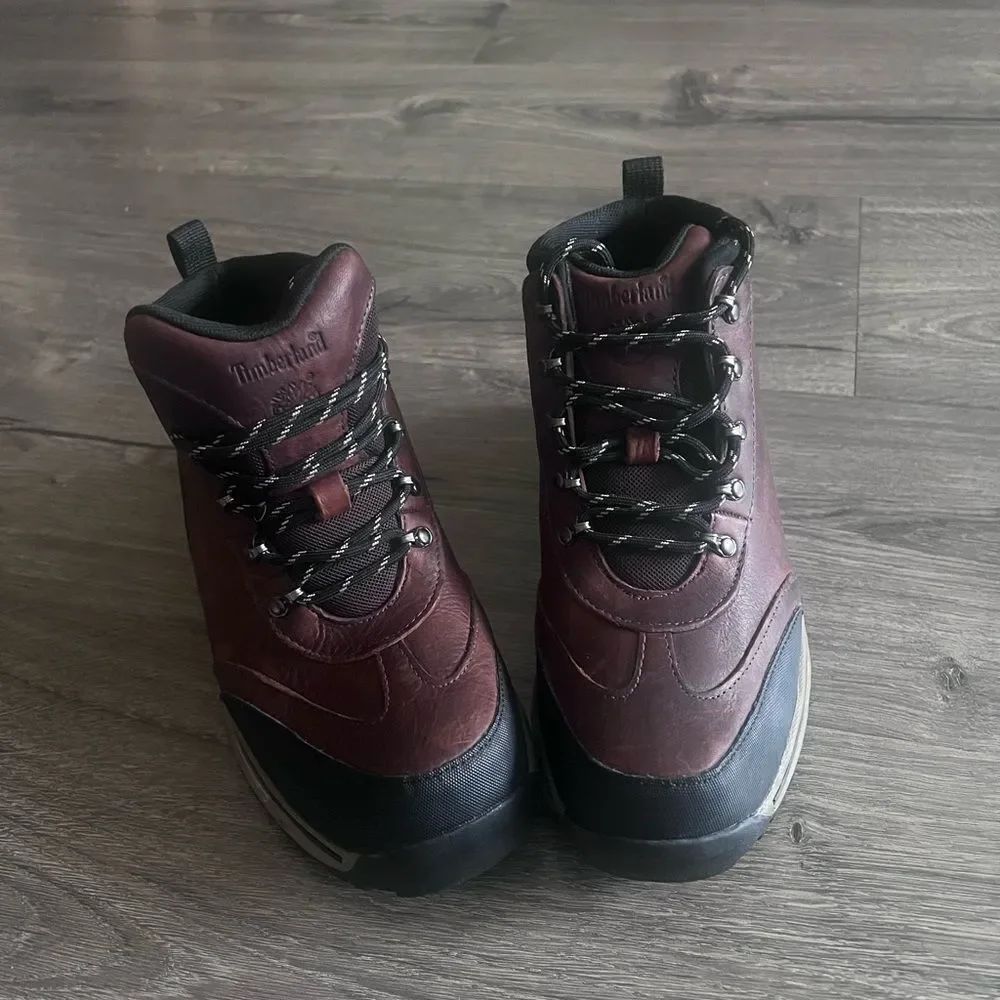 TIMBERLAND  HIKER BOOTS SIZE Boy’s 5.5